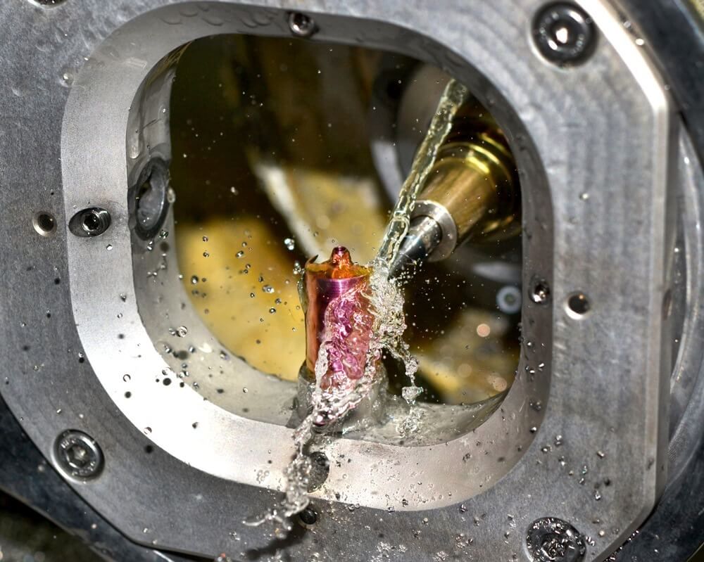 производство на фрезерном станке абатмента по 3D модели